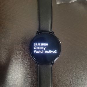 SAMSUNG ACTIVE2 Smartwatch & Wirless Charger